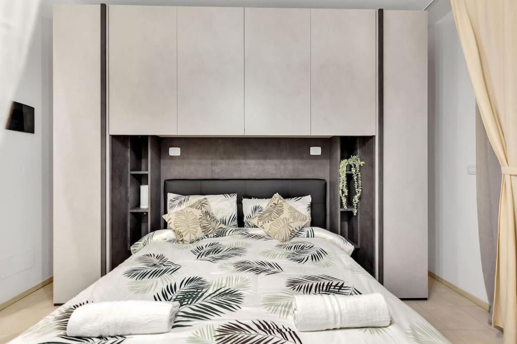 Apartamento Private Parking-Terrace10 Min To Linate Airport Milán Exterior foto